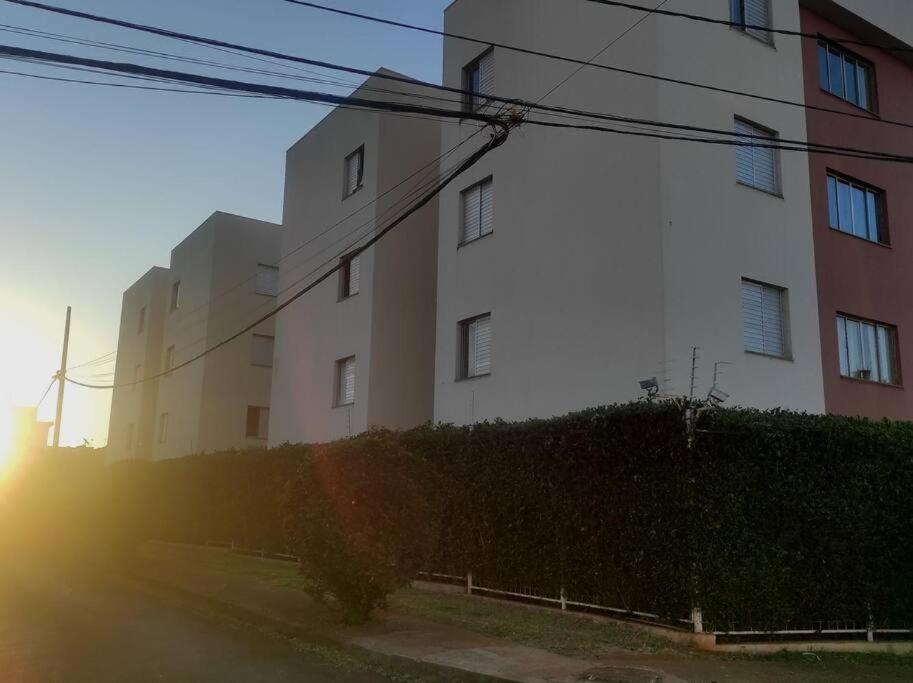 Apartamento Inteiro Proximo A Algar, Cargill, Aeroporto E Ufu